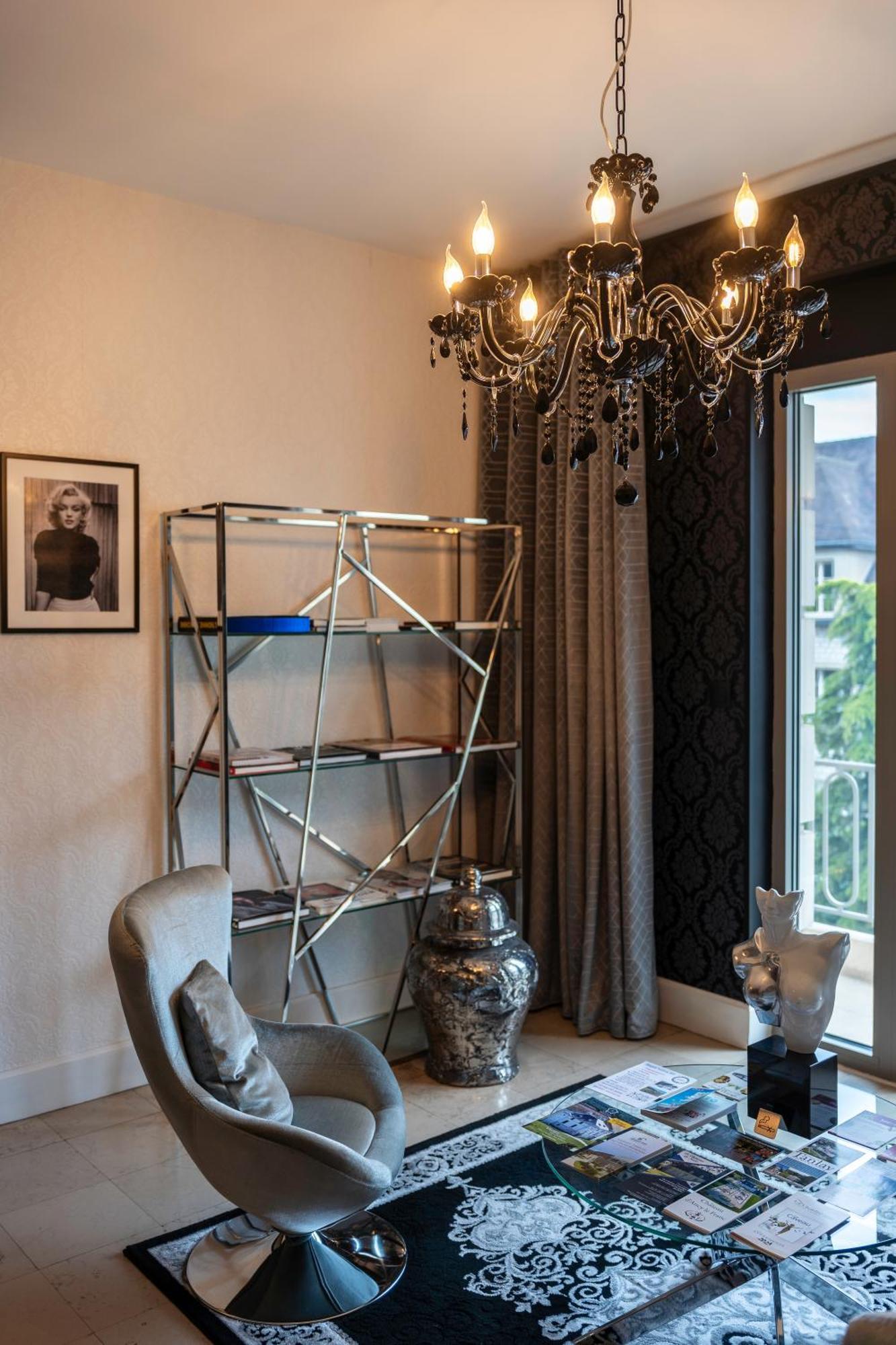 Les Etoiles Bed & Breakfast Tonnerre Luaran gambar