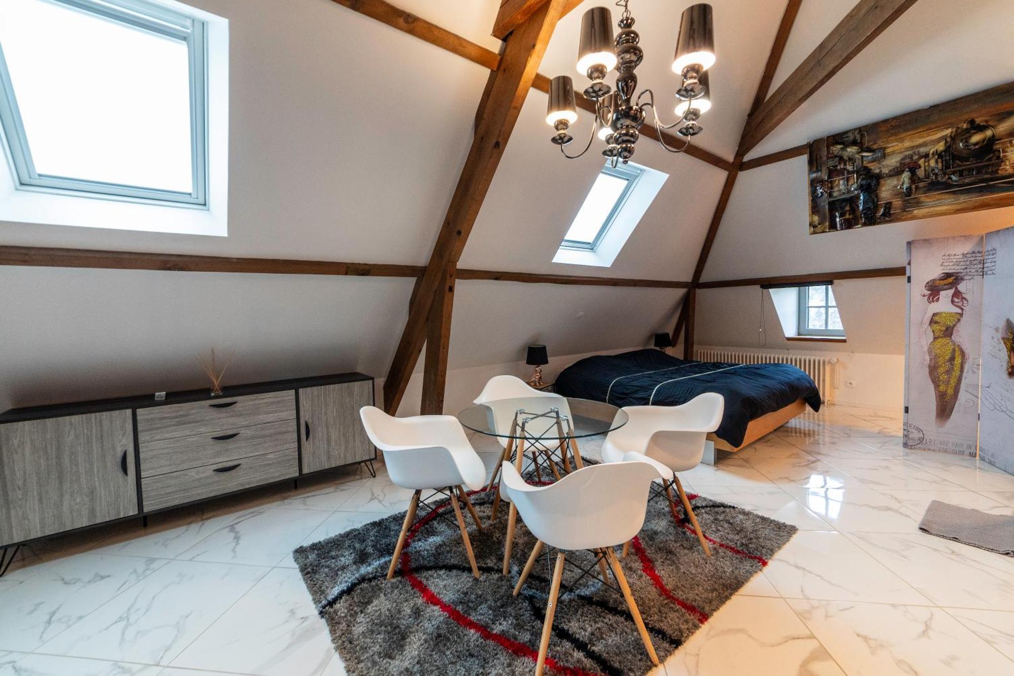 Les Etoiles Bed & Breakfast Tonnerre Luaran gambar